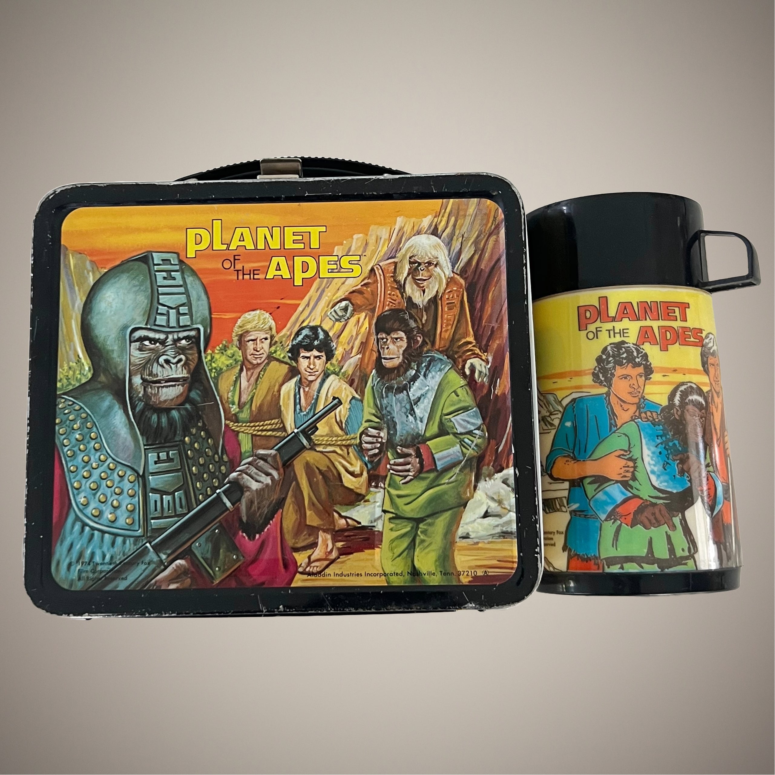 Vintage 1974 Planet Of The Apes Lunch Box with Thermos Nice