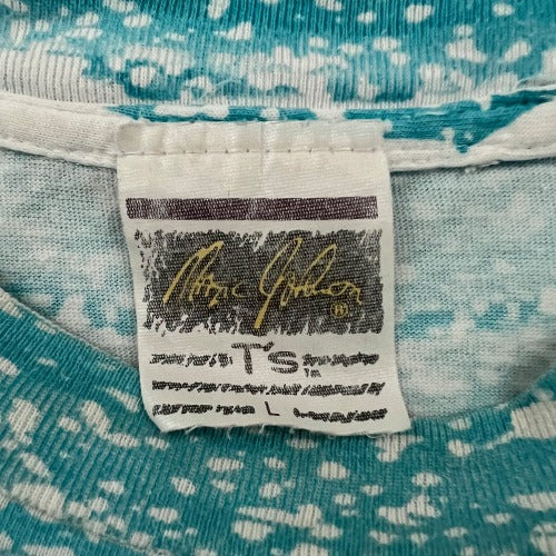 Vintage Jordan NBA Bulls Magic Johnson all over print T-Shirt. Large