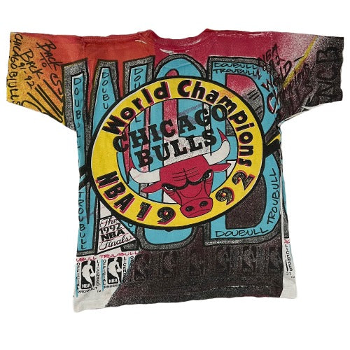 Vintage NBA 1992 Bulls World Champions all over print T-Shirt. Medium