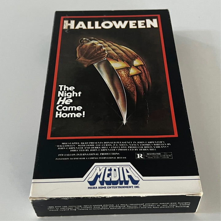 Rare 1981 Vintage Halloween Original first print Media Video VHS Double Flap. Nice!