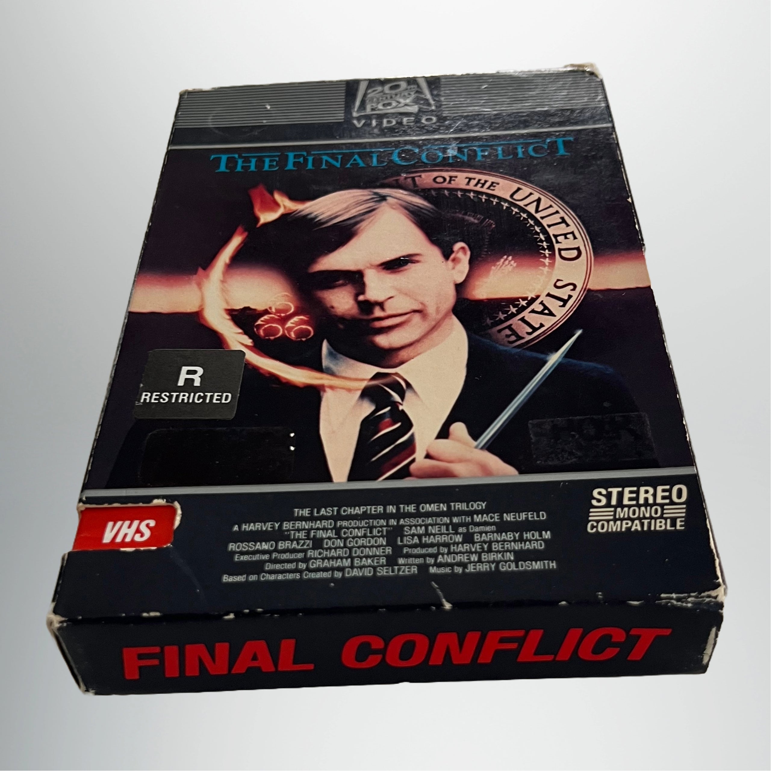 Rare Vintage 1982 The Final Conflict Omen III First Release VHS Big Box  with Side Draw