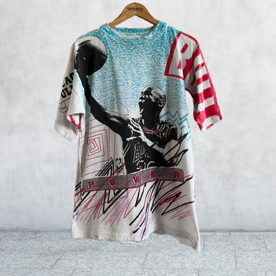 Vintage Jordan NBA Bulls Magic Johnson all over print T-Shirt. Large