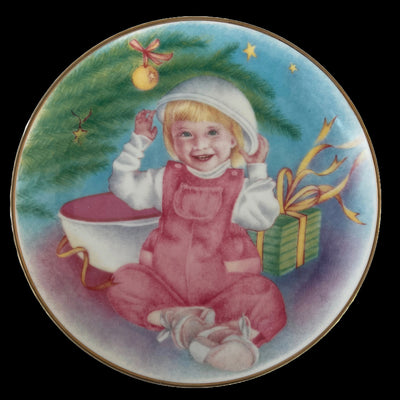 Vintage 1993 Collectibles from Tupperware Plate "Chrissy's Favorite Toy"