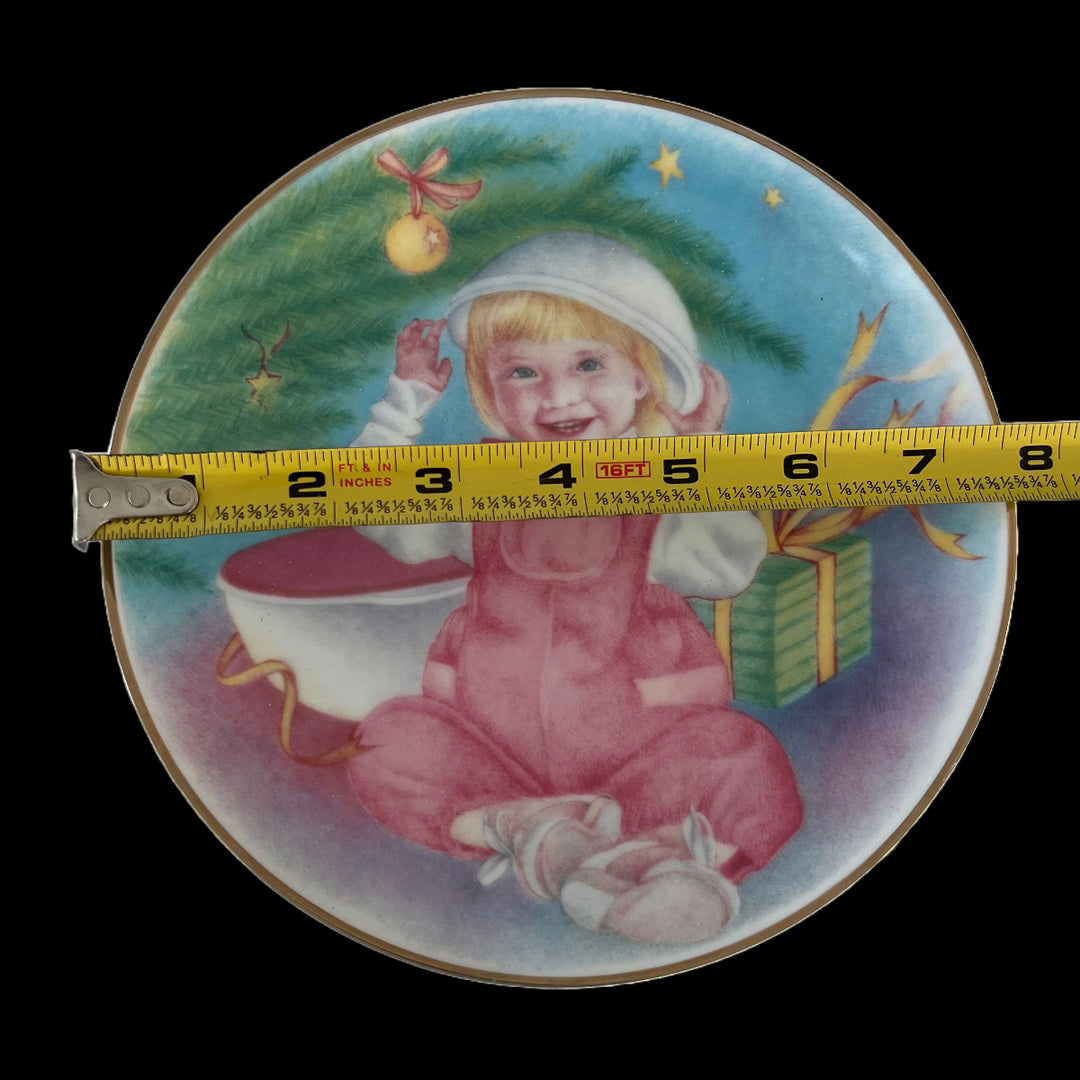 Vintage 1993 Collectibles from Tupperware Plate "Chrissy's Favorite To Vintage VTG Vintage 1993 Collectibles from Tupperware Plate "Chrissy's Favorite To Vintage VTG