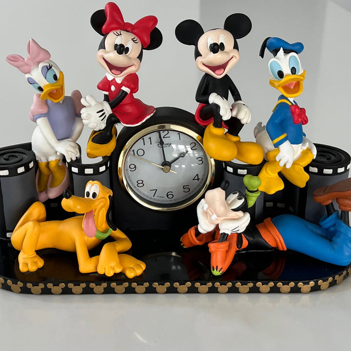 VTG Walt Disney World Mickey & Friends Mantle Quartz Clock