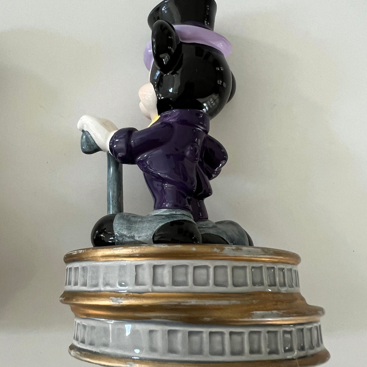 VTG Disney Mickey and Minnie music figurine set