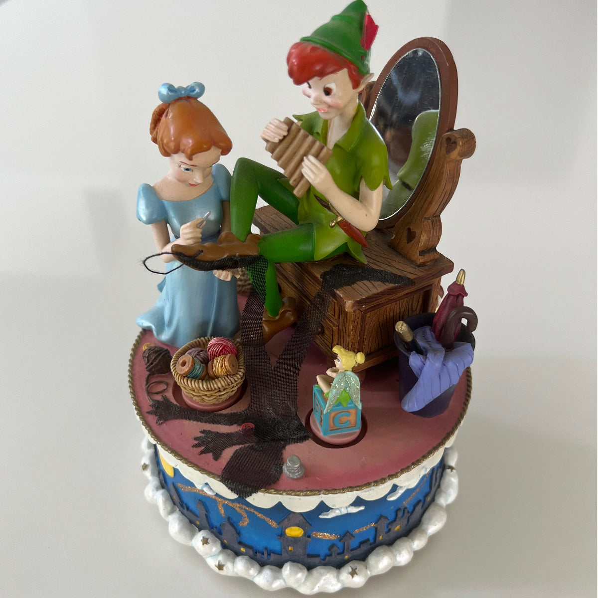 VTG Disney Peter Pan Shadow with Wendy and Tinker Bell Bell musical box