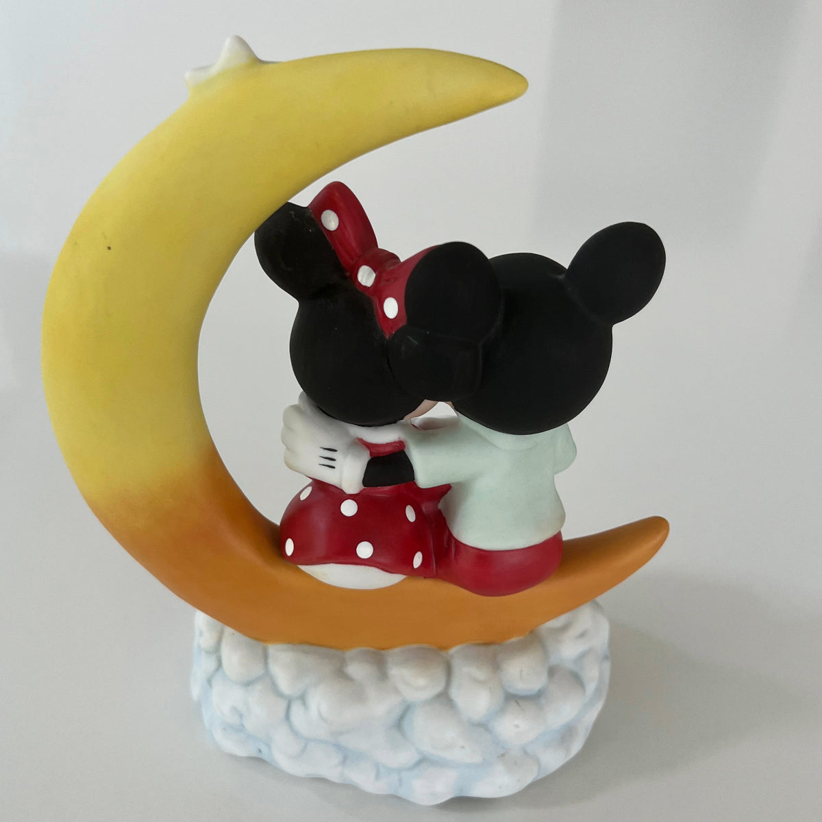 VTG Rare Disney Mickey And Minnie under moon music box