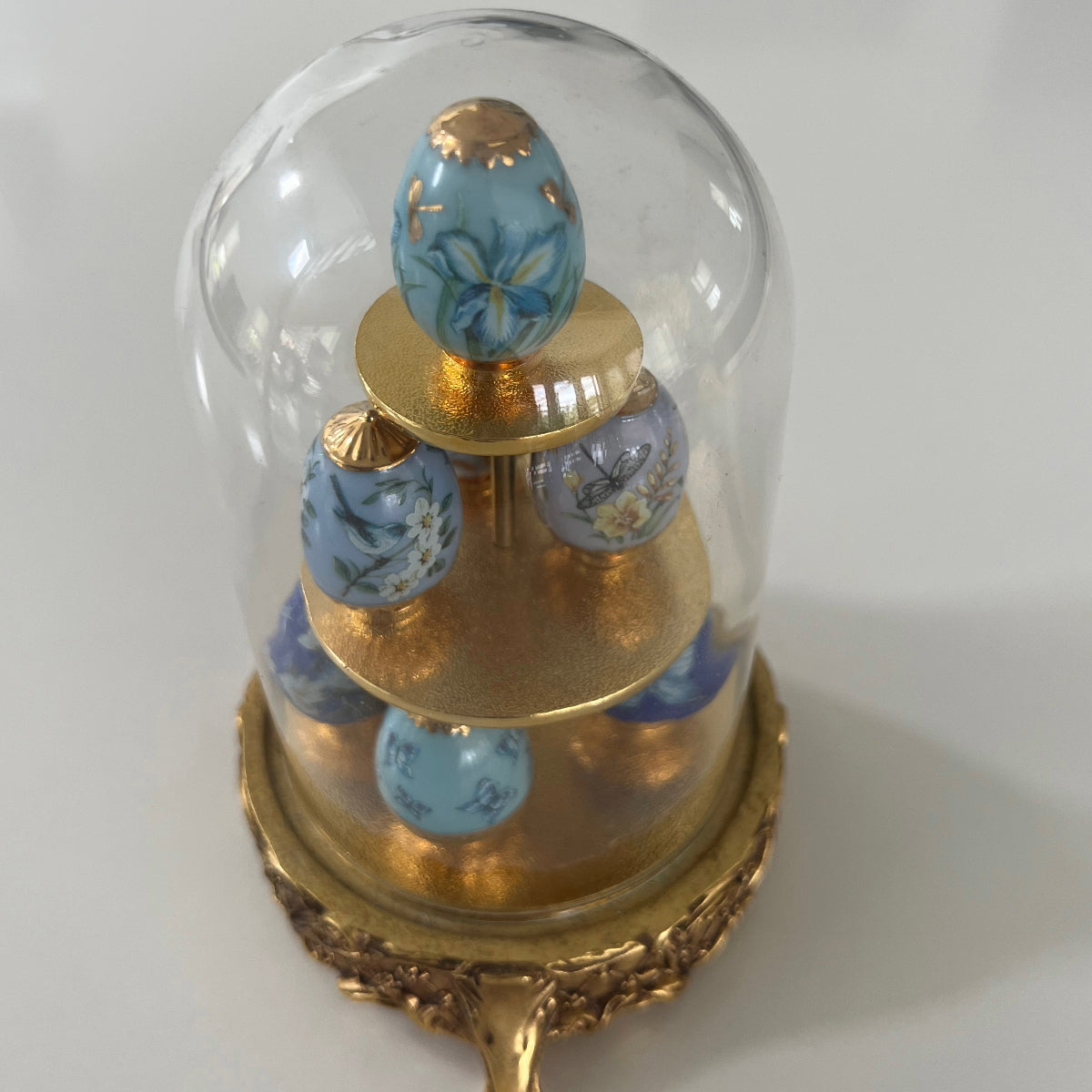 Vintage Franklin Mint House of Faberge Sapphire Garden With 8 Faberge Eggs.