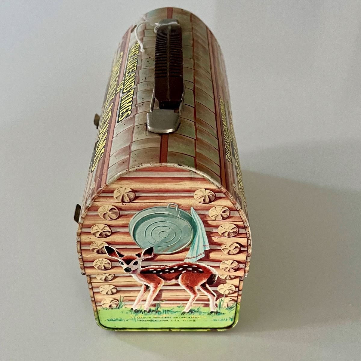 Rare Vintage Grizlly Adam lunch box no thermos
