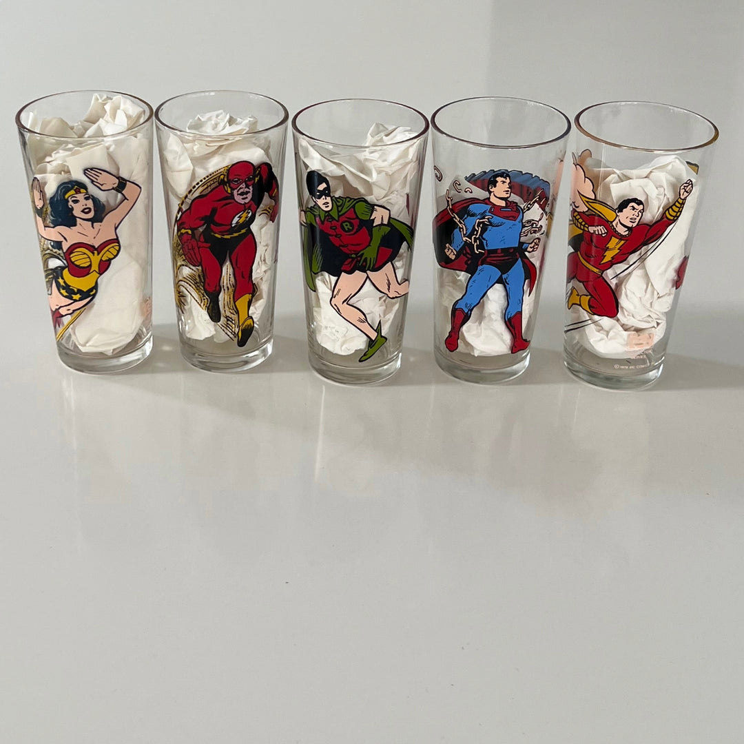 Vintage 1970s Pepsi DC Comics Collectible Glass Set 5 glasses