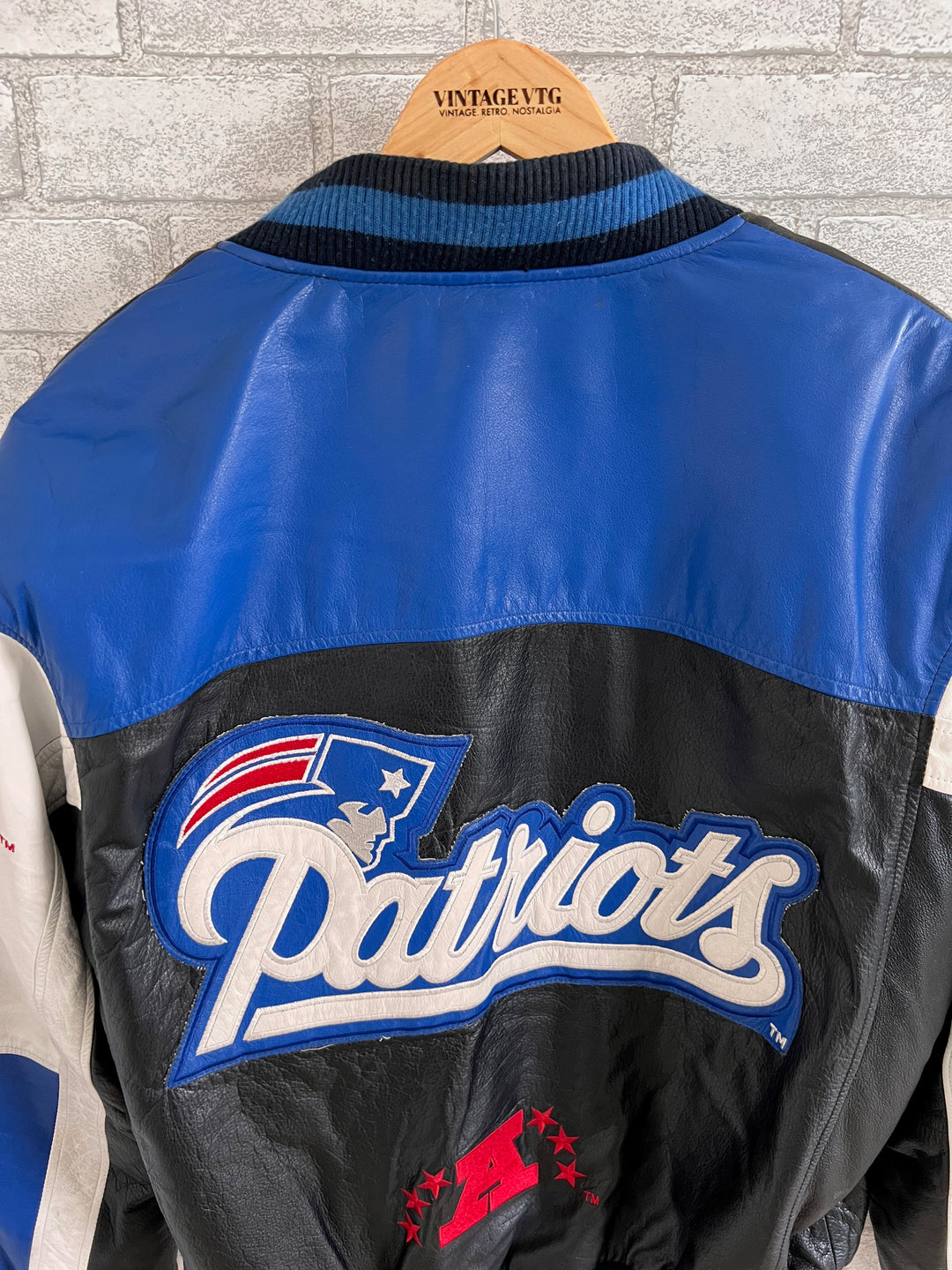 Vintage Carl Banks G-III Leather NE Patriots NFL Jacket. Large