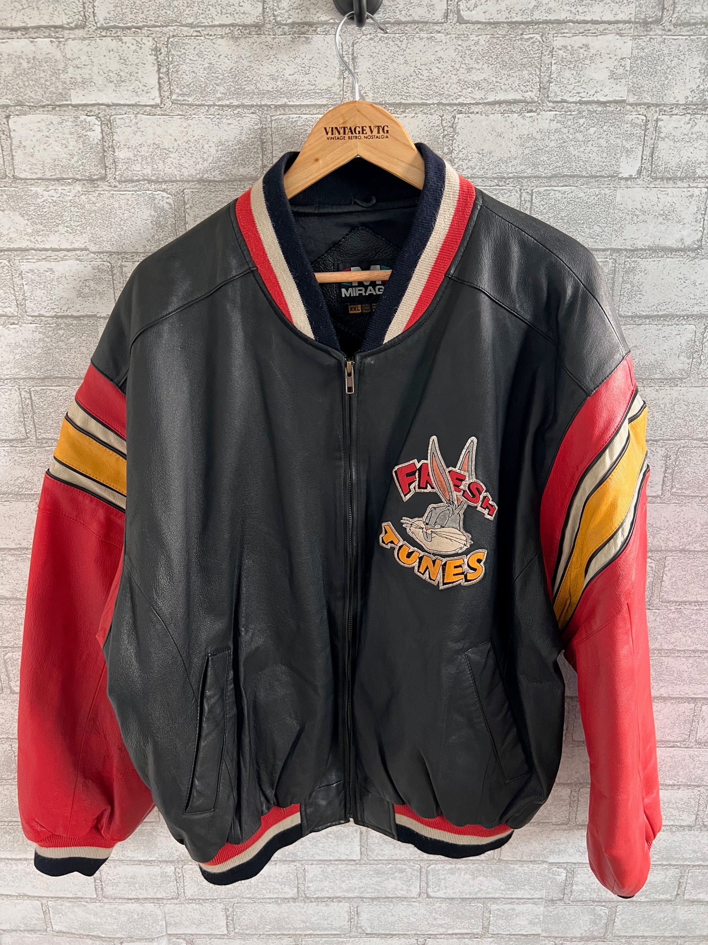 Vintage 90s Looney Tunes Chillin Bugs Bunny, Marvin and Taz Leather Jacket
