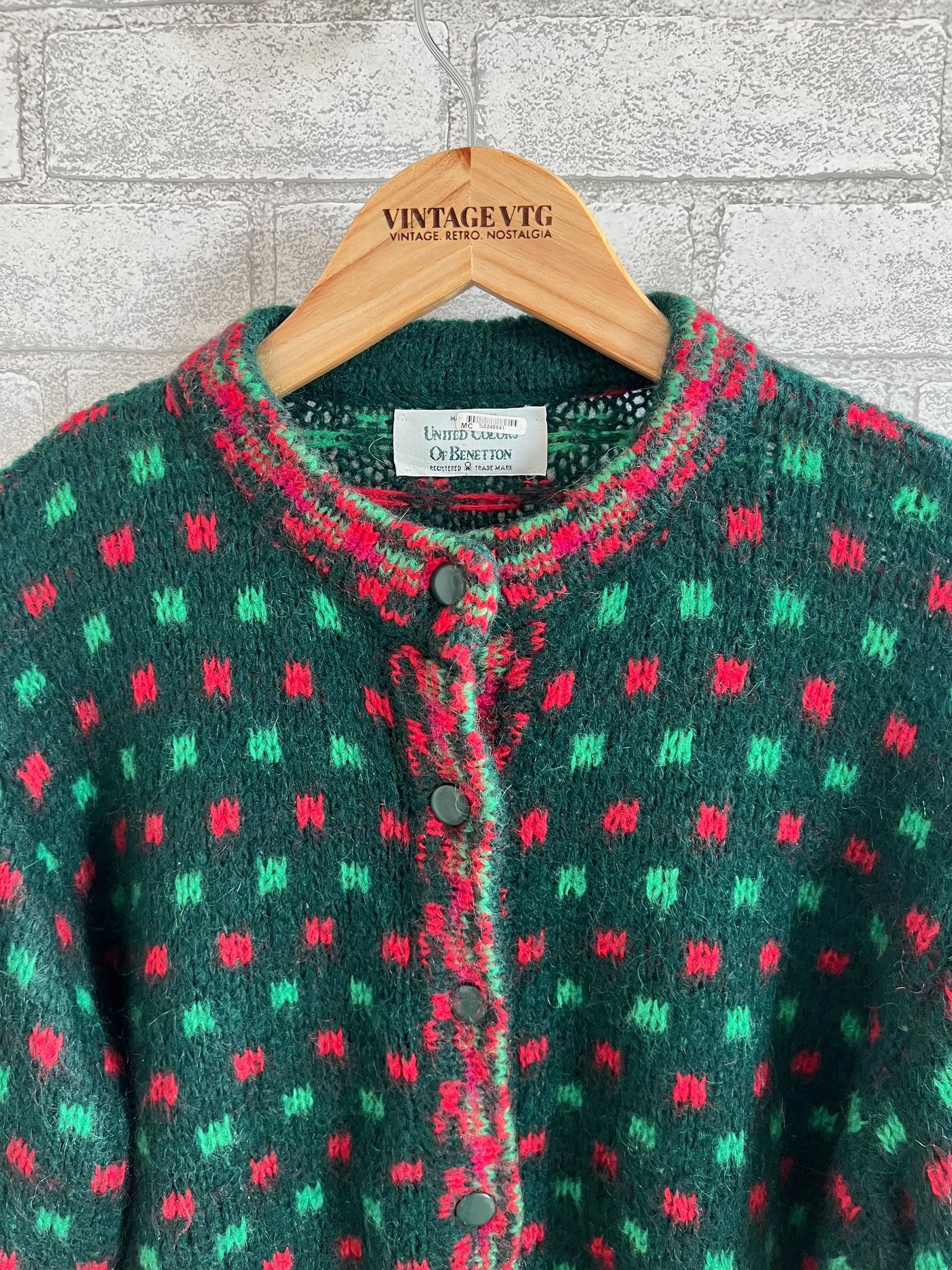 Vintage Women's United Colors Of Benetton Button down sweater