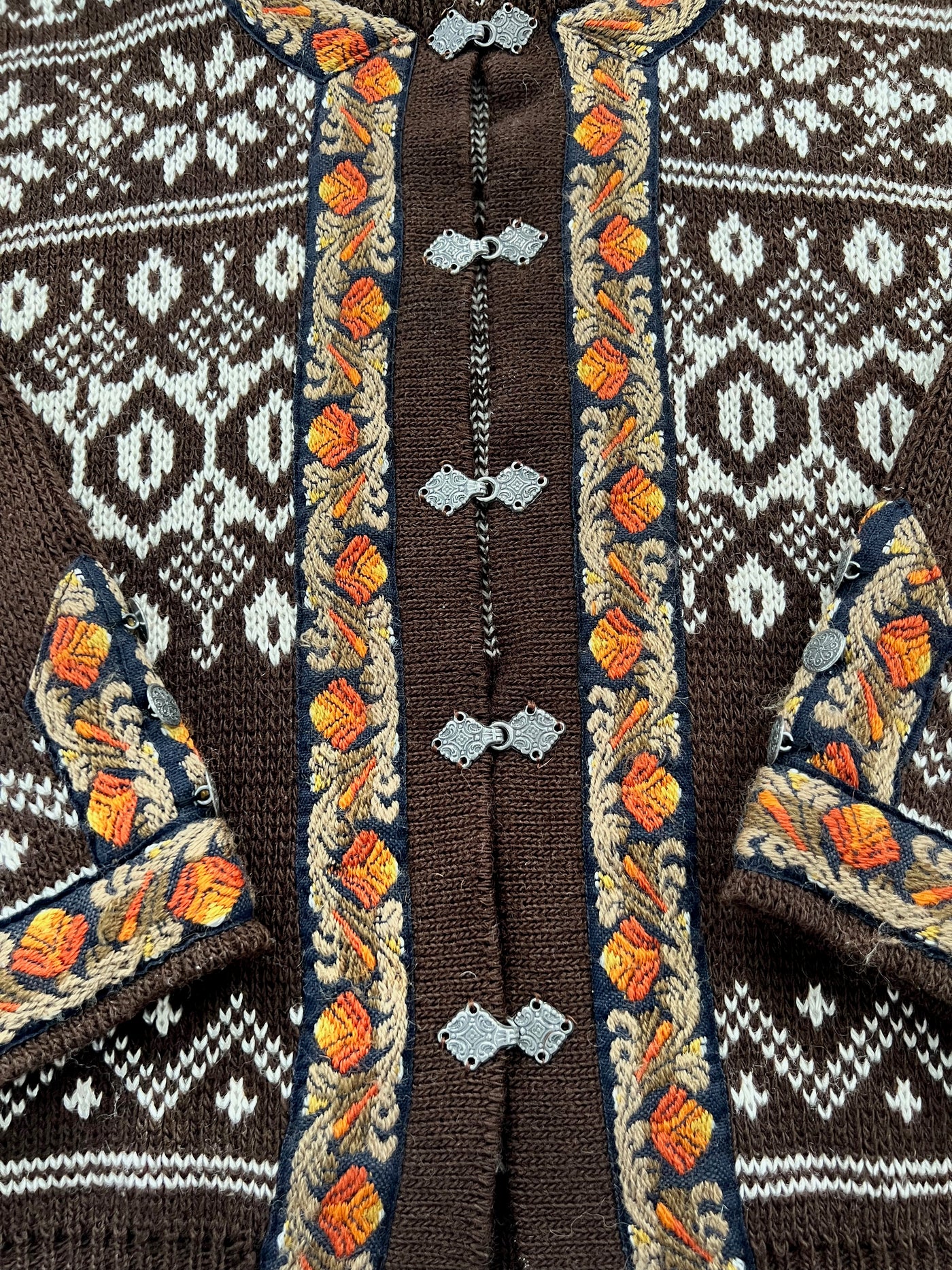 Vintage Women's Brown Gann Sporty Sweater