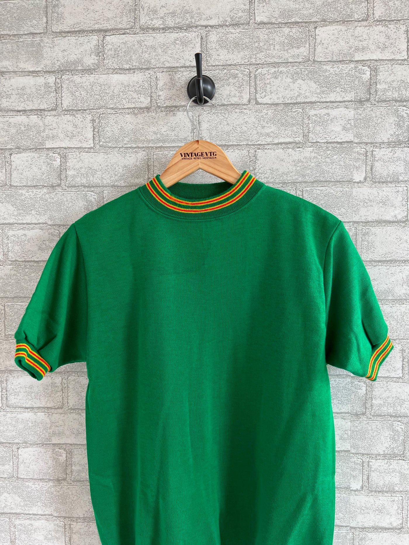 Vintage 1960s Mens Casuals of Creslan Green Acrylic Short Sleeve Sweater
