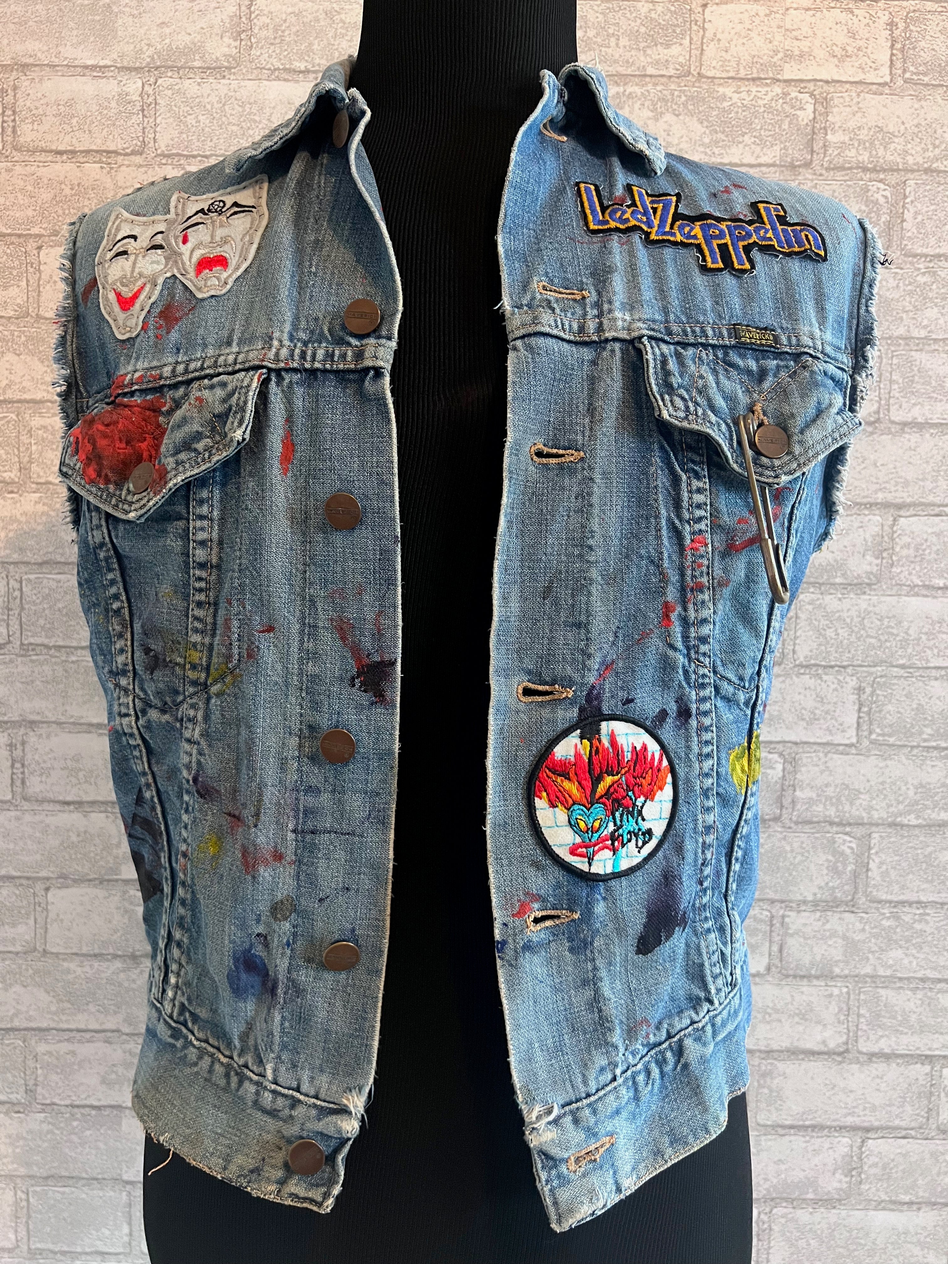 Urban Renewal Remade Embroidered Patch Denim Jacket | Urban Outfitters
