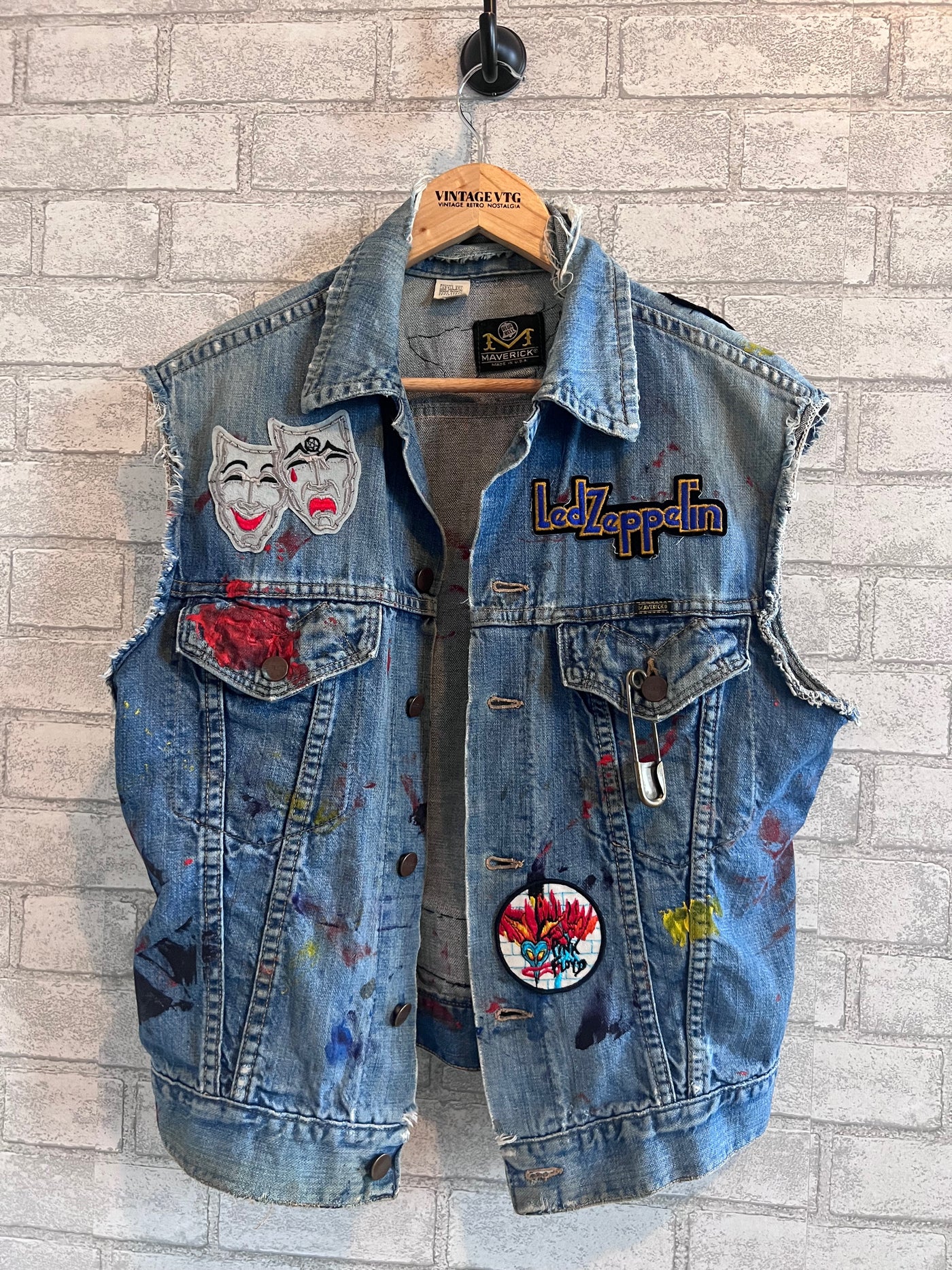 Vintage Maverick Denim Jacket with band patches "Guns N' Rosses, Led Zeppelin, Aerosmith, Pink Floyd"