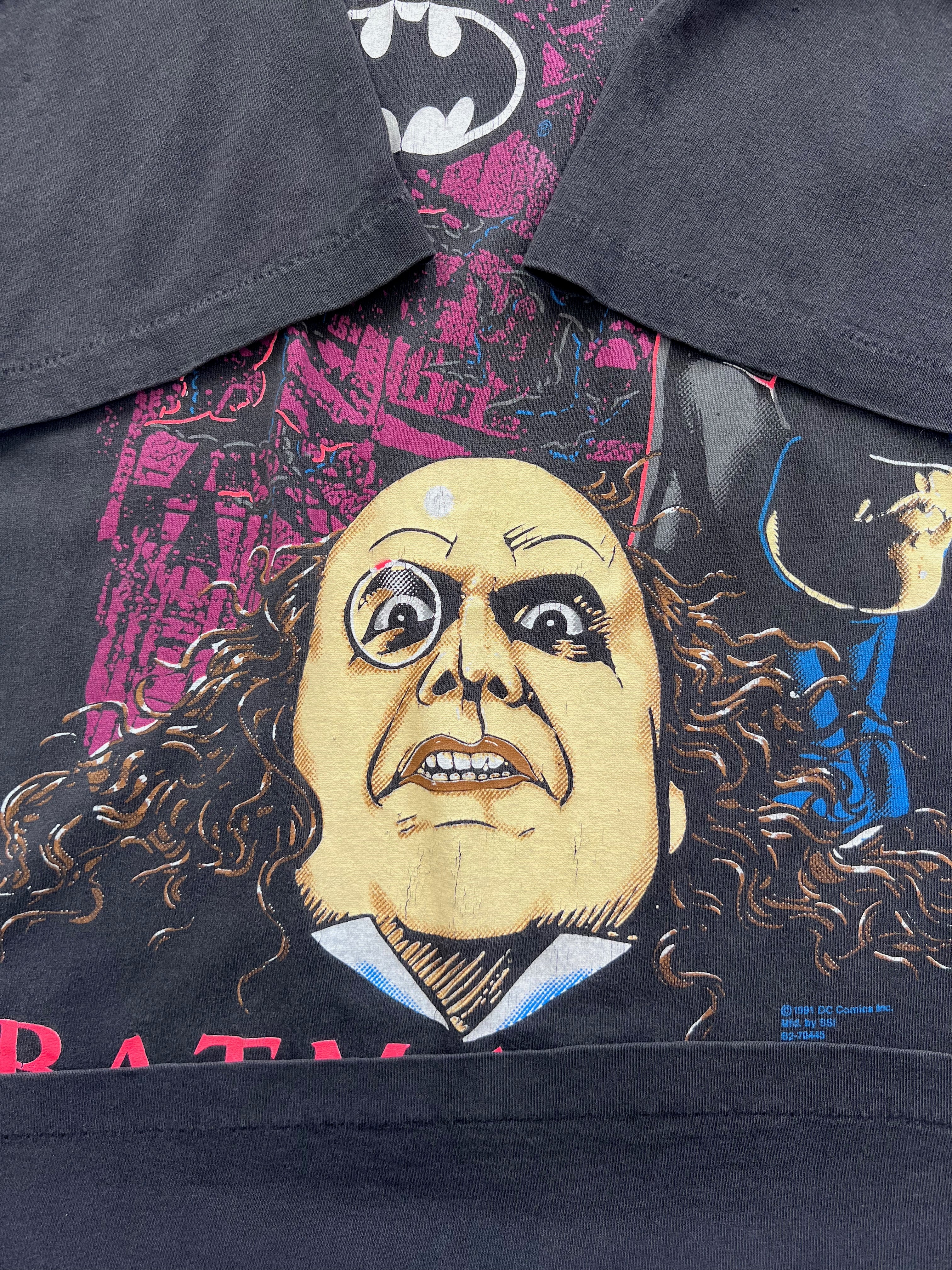 VINTAGE 1991 BATMAN RETURNS MOVIE T-SHIRT. MEDIUM – Vintage VTG