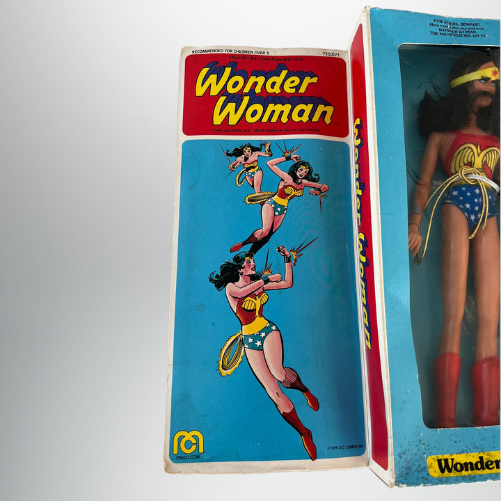 Vintage 1976 Original Wonder Woman 12 inch Action Figure New in Box