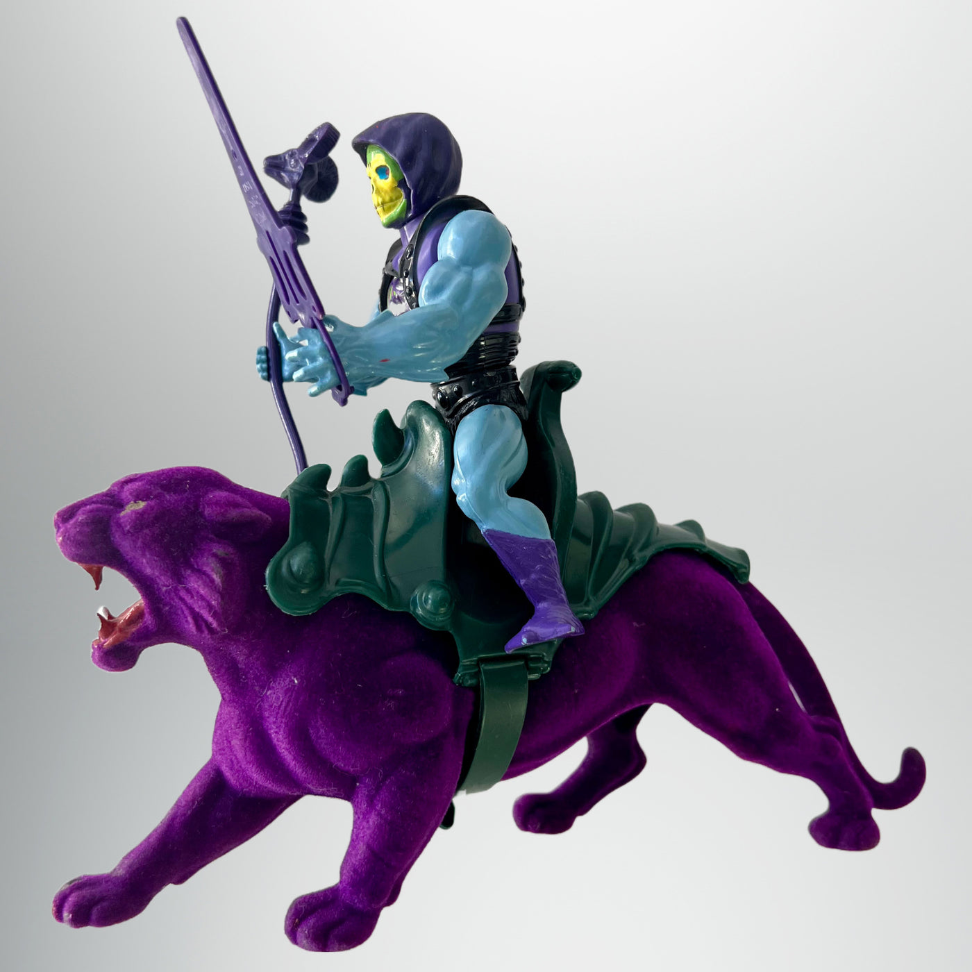 Vintage 1980s MOTU Battle Armor Skeletor and Panthor Action Figure