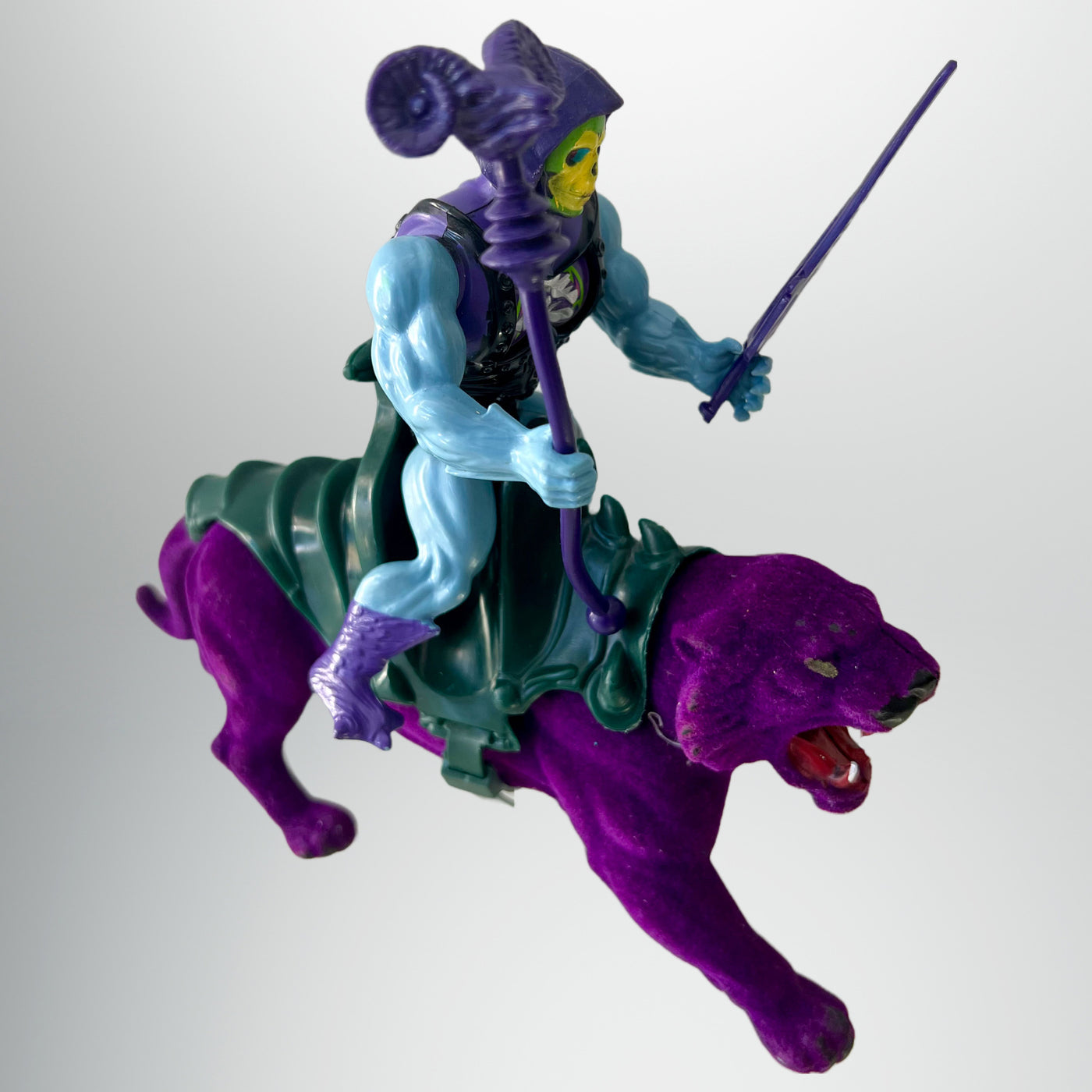 Vintage 1980s MOTU Battle Armor Skeletor and Panthor Action Figure