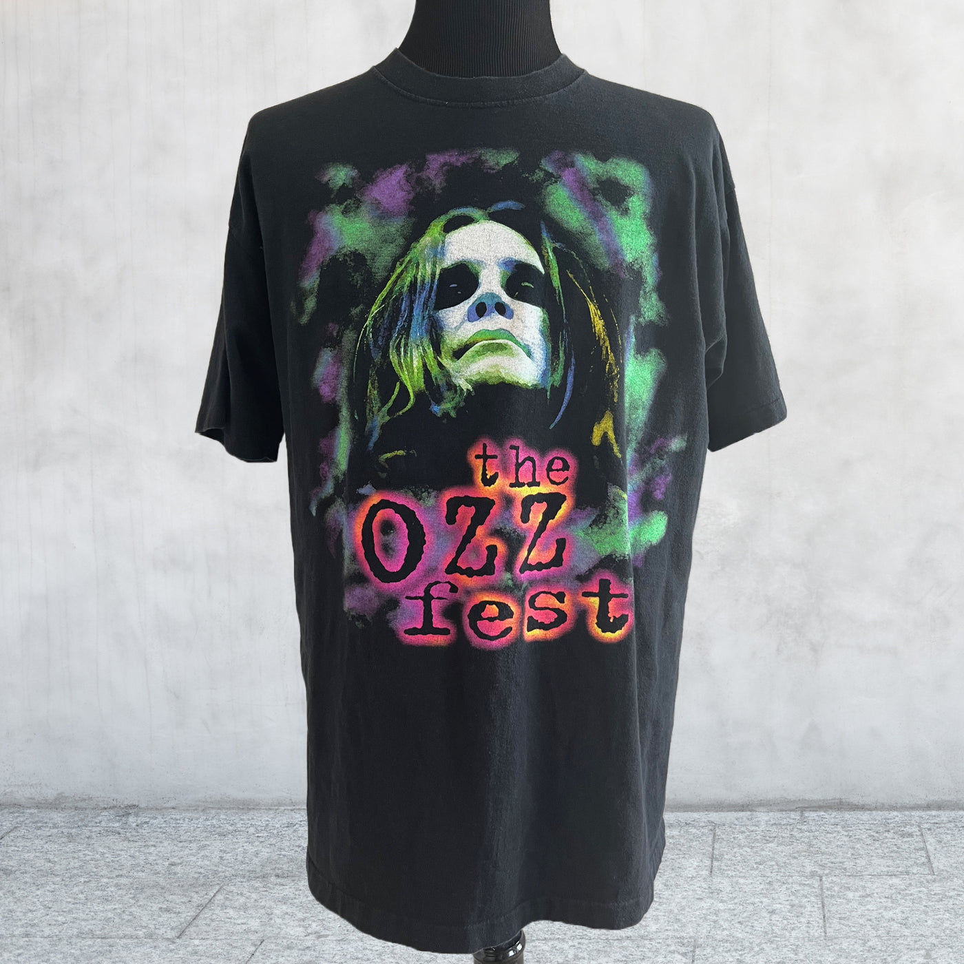 Vintage 1997 the OZZ Fest Tour T-shirt. XL
