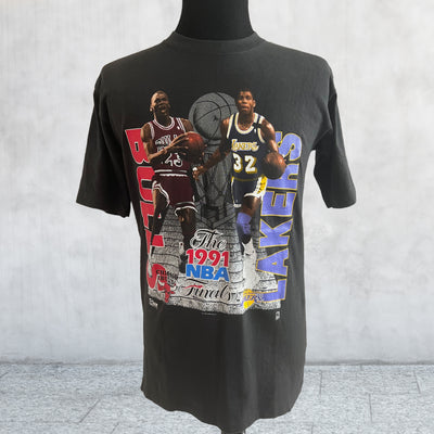 Vintage 1991 NBA Finals Bulls Vs Lakers Michael Jordan and Magic Johnson T-Shirt. Large Front view