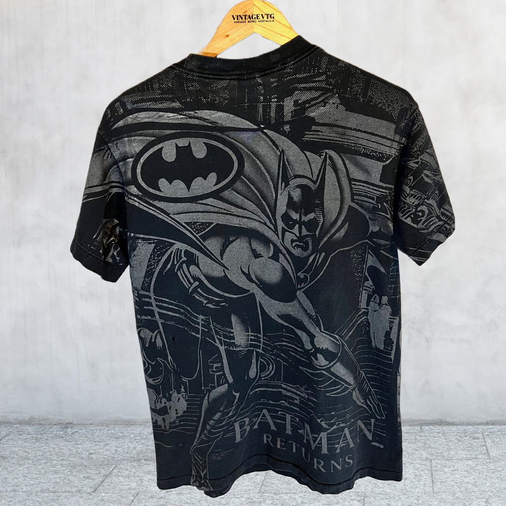 Vintage Batman Returns 1991 movie all over print T-shirt. Medium AOP shirt back view