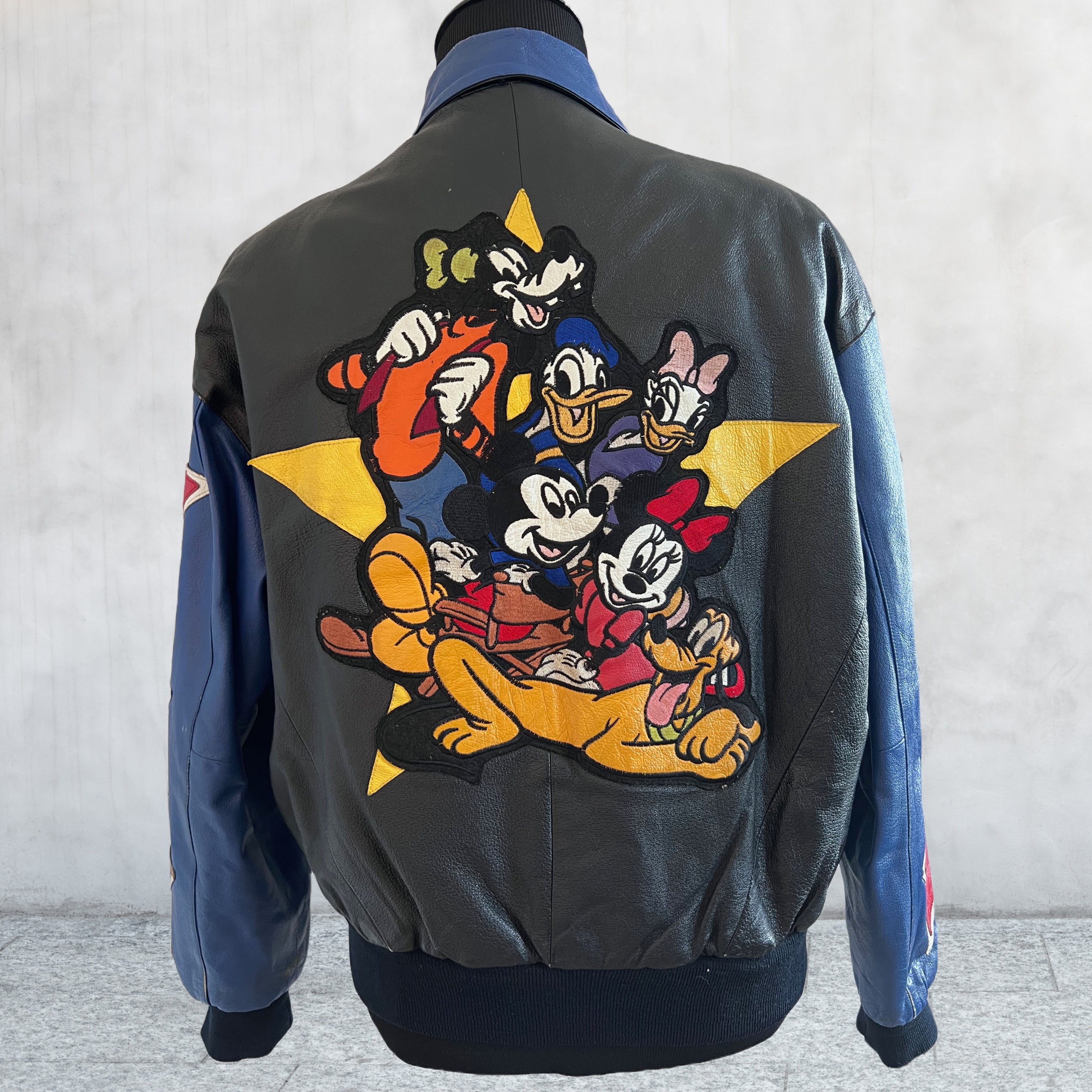 Vintage 90's Disney Mickey and friends leather jacket. Large – Vintage VTG