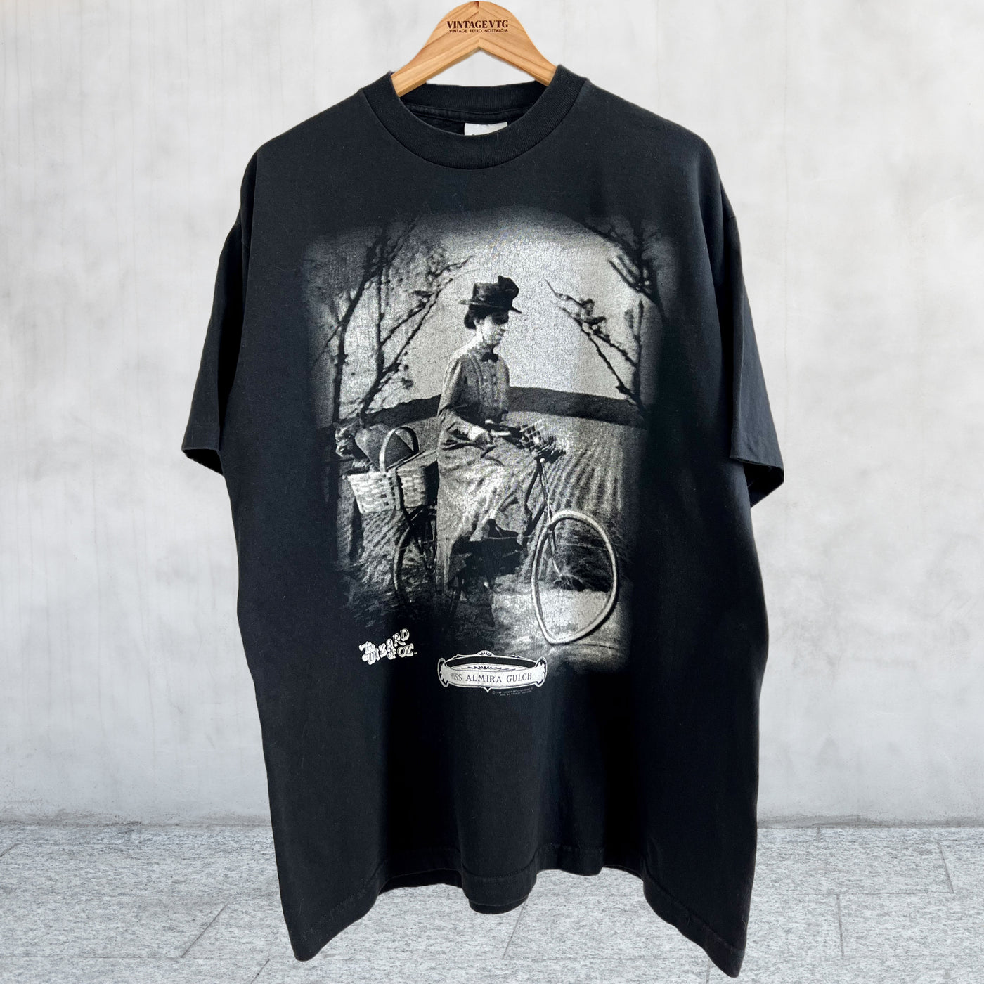 Rare Vintage 1996 Wizard of OZ Miss Almira Gulch. Black Extra Large