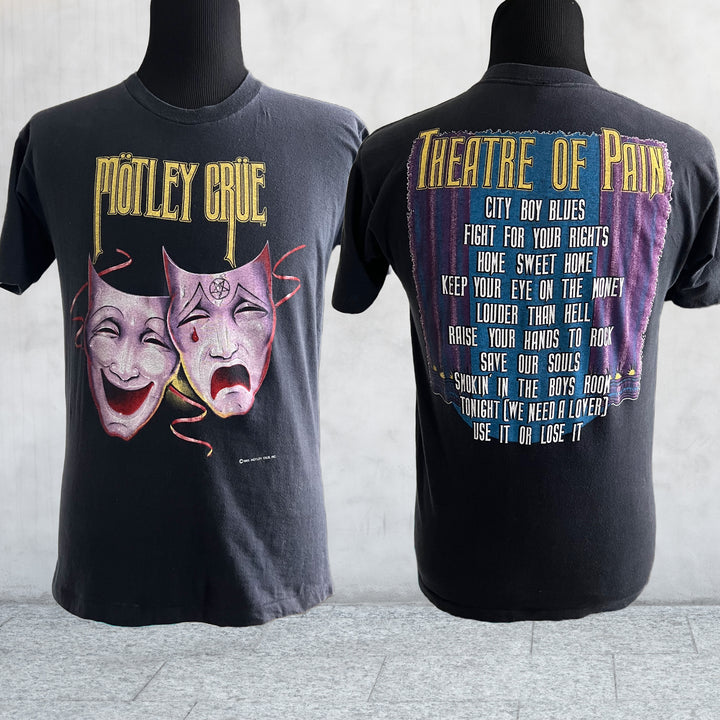 Vintage 1985 Motley Crue Theatre Of Pain Tour T-shirt. Large