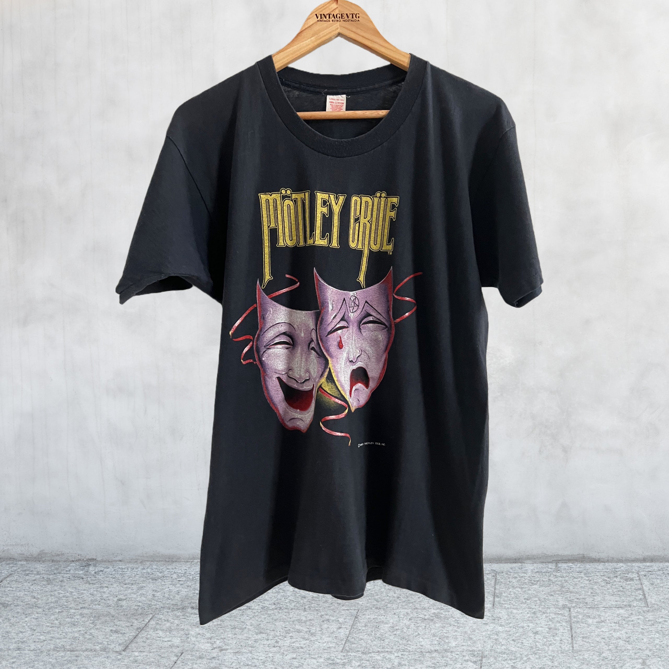 Vintage outlet 1985 Motley Crue Tour Shirt