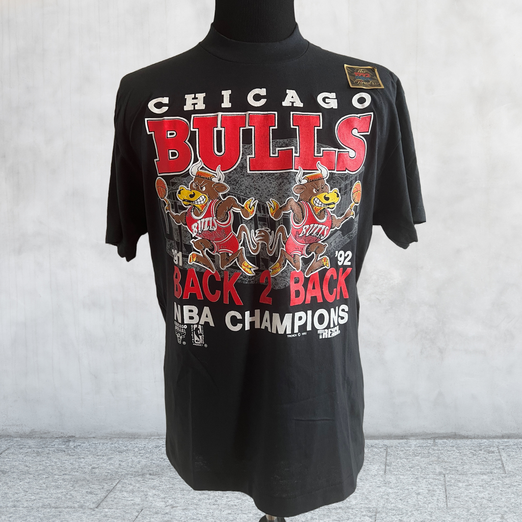 Chicago Bulls Shirt Adult Extra Large Red Short Sleeve 1/4 Button-Up Mens