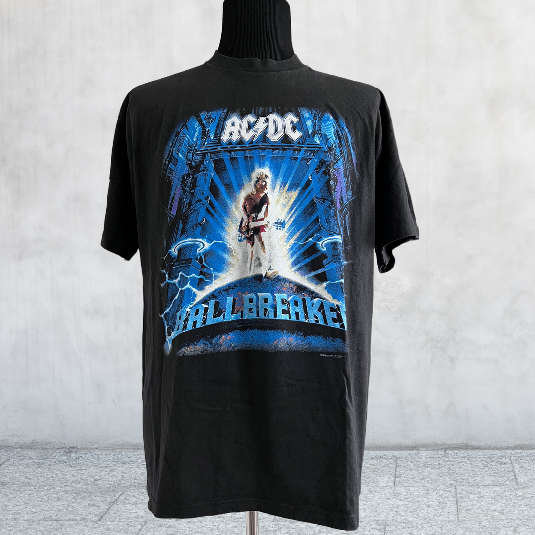 Vintage 1996 AC/DC "BALLBREAKER" Tour T-shirt. Black. XL front view