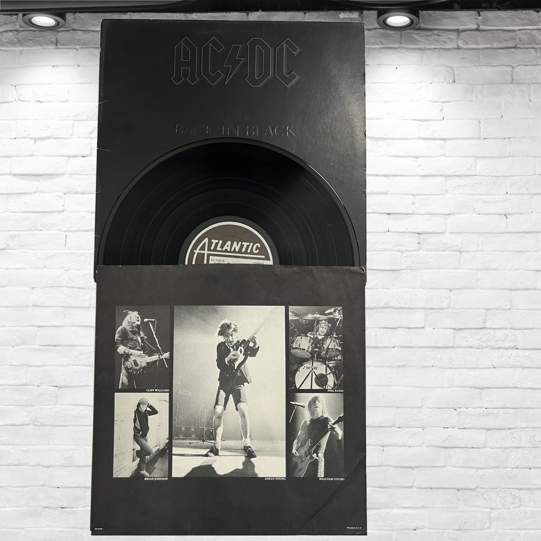 VTG Original 1980 AC/DC "Back in Black" Vinyl Album. VG+ SD 16018
