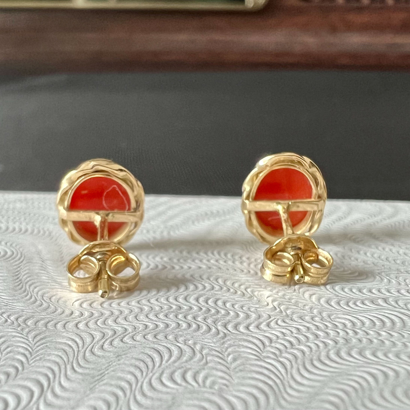 Vintage 18K Gold Coral Stud Earrings (EU 750 gold engrave)