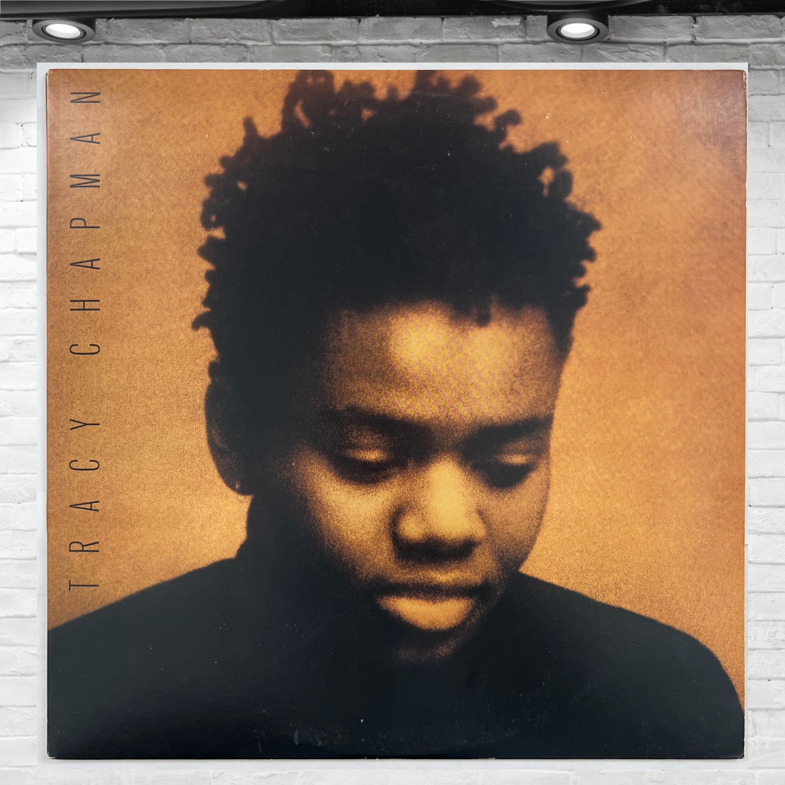 TRACY CHAPMAN Self Titled ELEKTRA 2024 (E1- 60774) LP VG++.